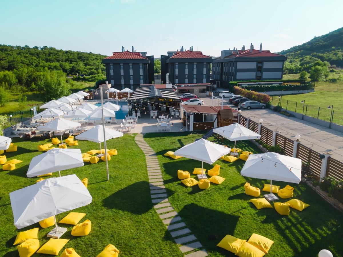 Ucar Royal Hotel Ve Konferans Salonu Ağva Екстериор снимка