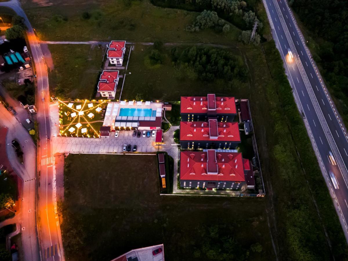 Ucar Royal Hotel Ve Konferans Salonu Ağva Екстериор снимка